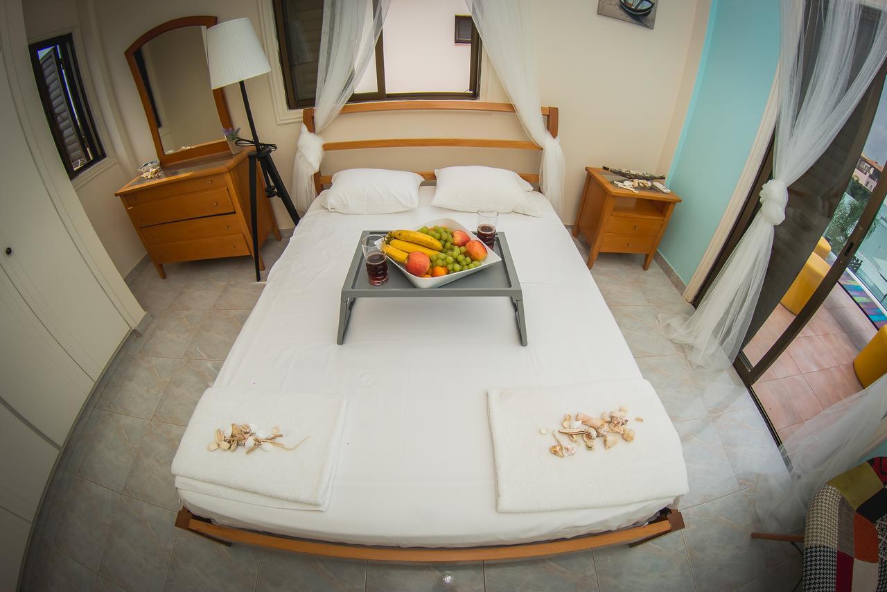 Villa Elena Ayia Napa Eksteriør billede
